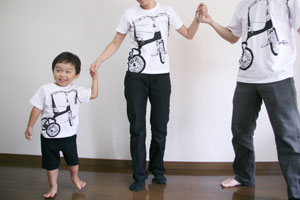 親子おそろいTシャツ「しゃんりんしゃ」model